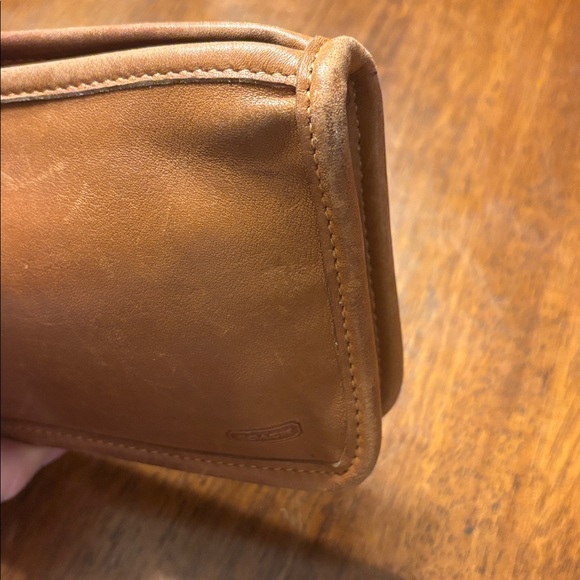 Coach vintage camel brown leather pouch - Picture 9 of 11
